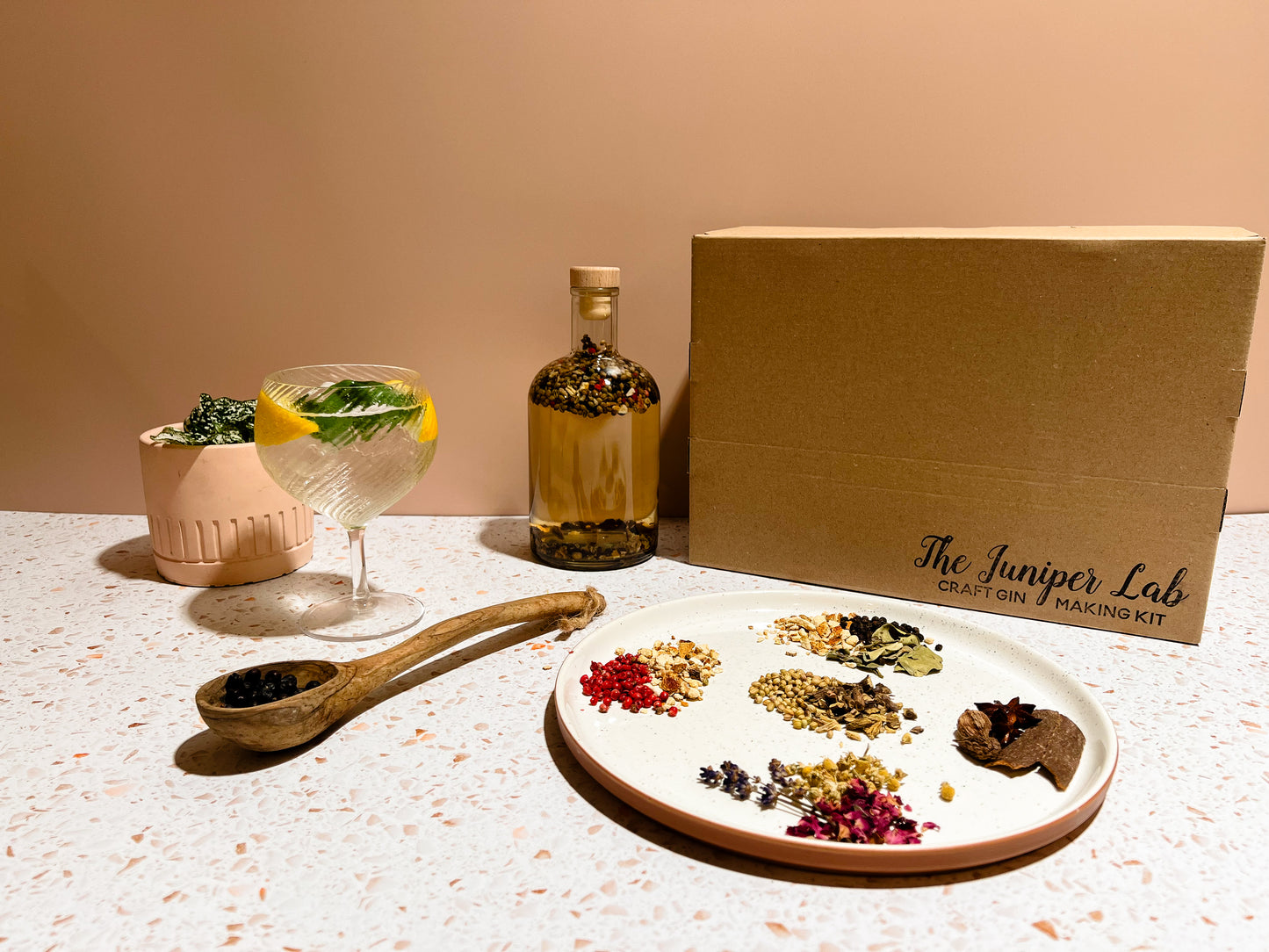 Make Your Own Gin Kit - Adult Craft Kits - Craft Kit Subscription Box